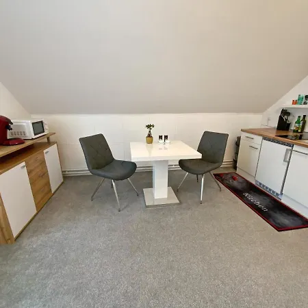 Charmante Wohnung in bester Lage mit Netflix und Prime St. Pölten Exterior foto