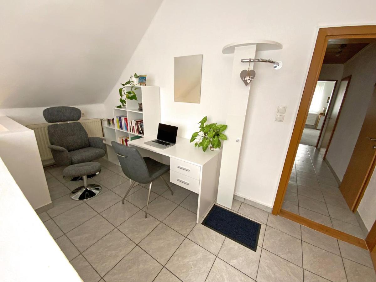Apartment Charmante In Bester Lage Mit Netflix Und Prime