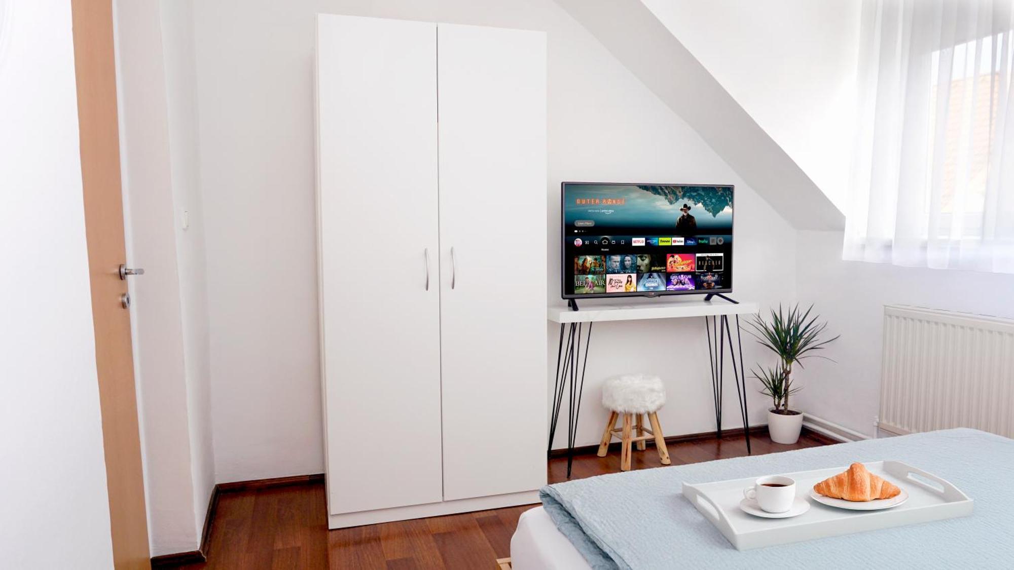 Charmante In Bester Lage Mit Netflix Und Prime St. Pölten